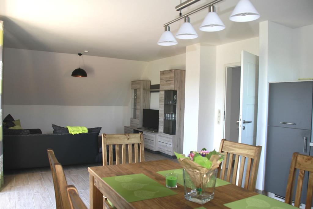 Haus Hanni Priepert Buitenkant foto